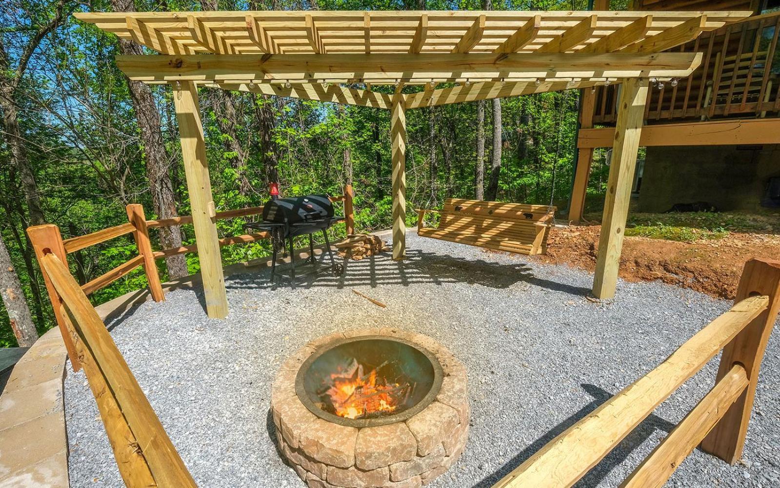 Little Bear Cabin Gatlinburg Ngoại thất bức ảnh